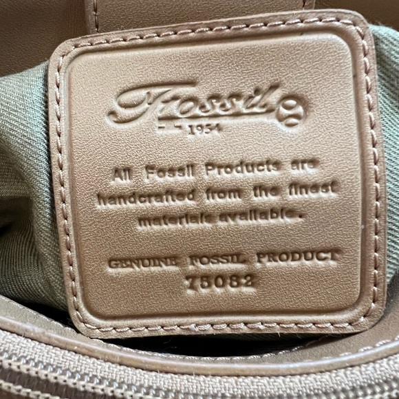 Vintage Fossil Purse Bag Satchel With Wooden Handles and Key Accessory - Picture 4 of 15